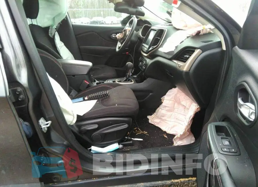 1C4PJMCB6HW529896 Photo# 5