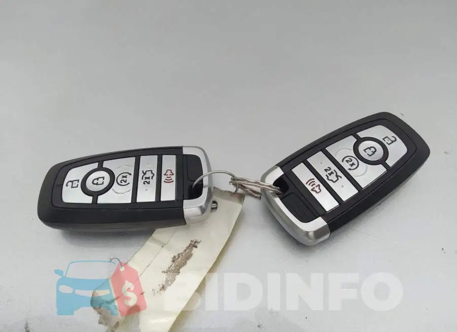 3FA6P0MU1KR221201 Photo# 11