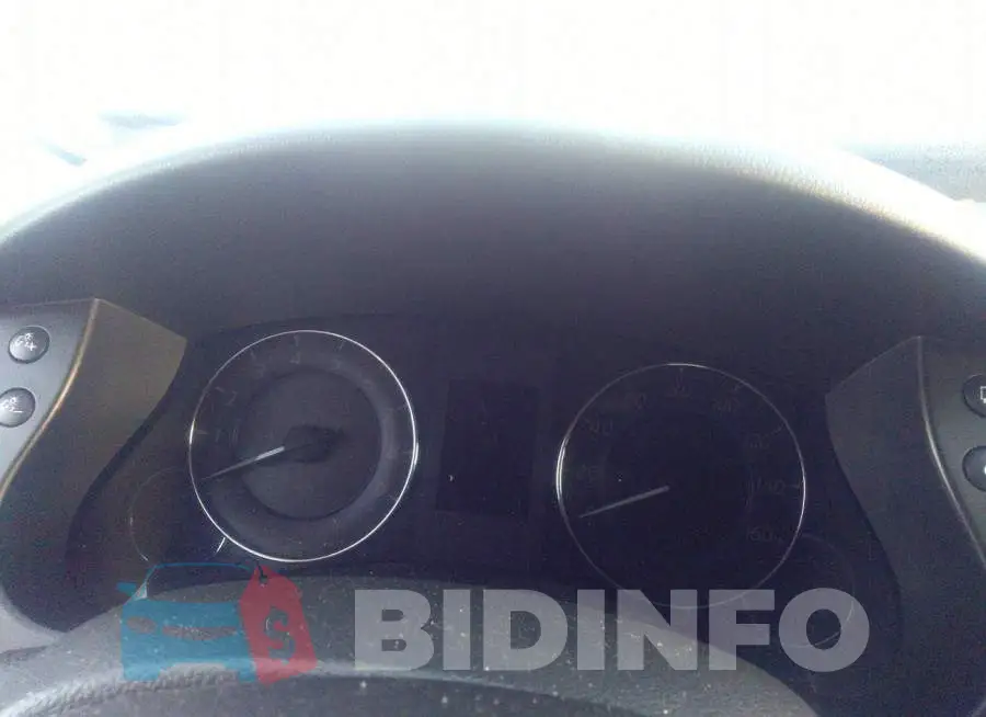 JN1BJ0RP2HM388734 Photo# 7