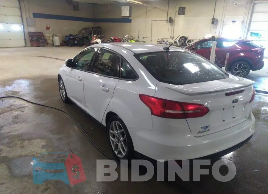 1FADP3F22FL245175 Photo# 3