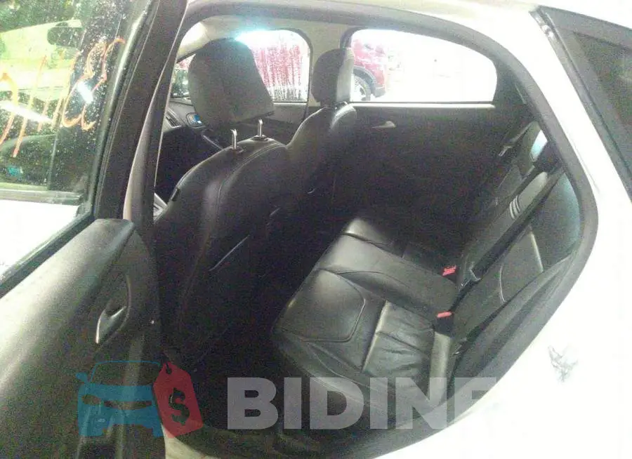 1FADP3F22FL245175 Photo# 8