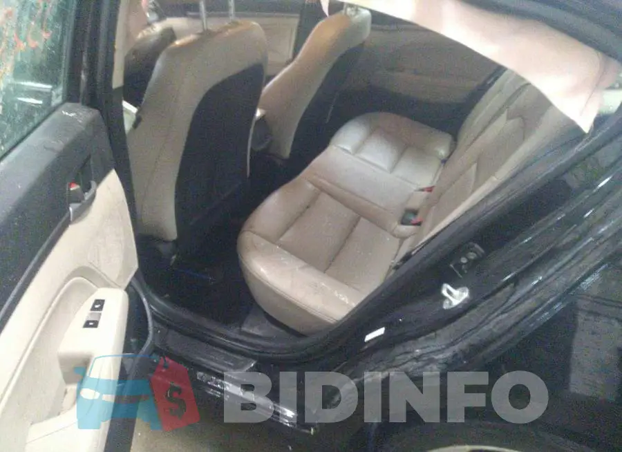KMHD84LF4HU316860 Photo# 8