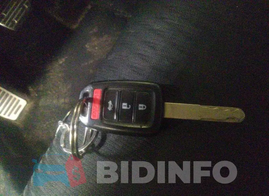 1HGCR2F55GA125258 Photo# 11