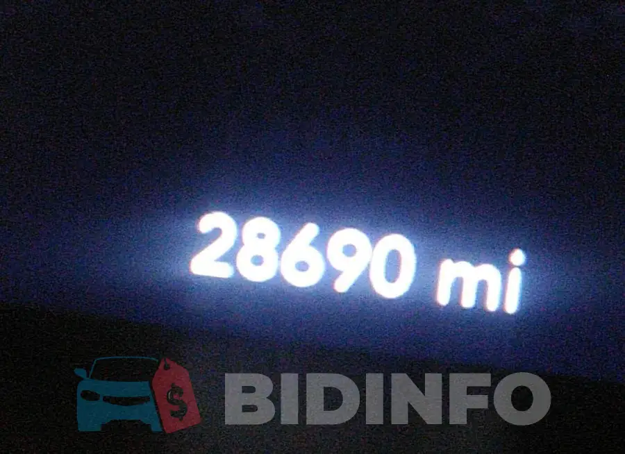 2C3CDXGJXJH291360 Photo# 7