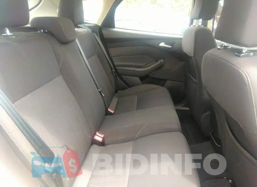 1FADP3K22GL269953 Photo# 8