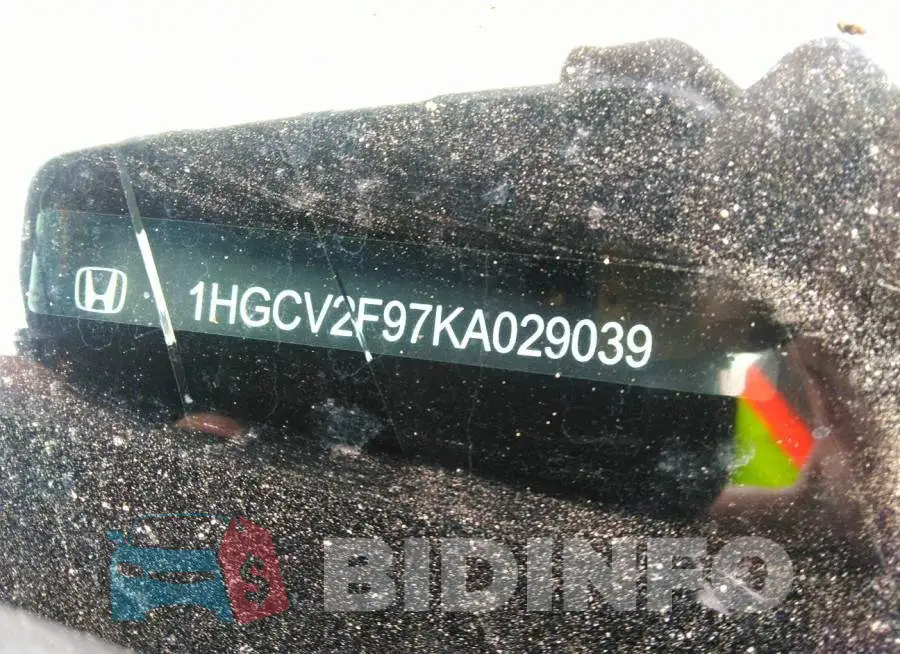1HGCV2F97KA029039 Photo# 9
