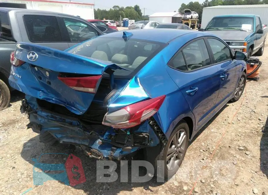 5NPD84LF7JH389760 Photo# 4
