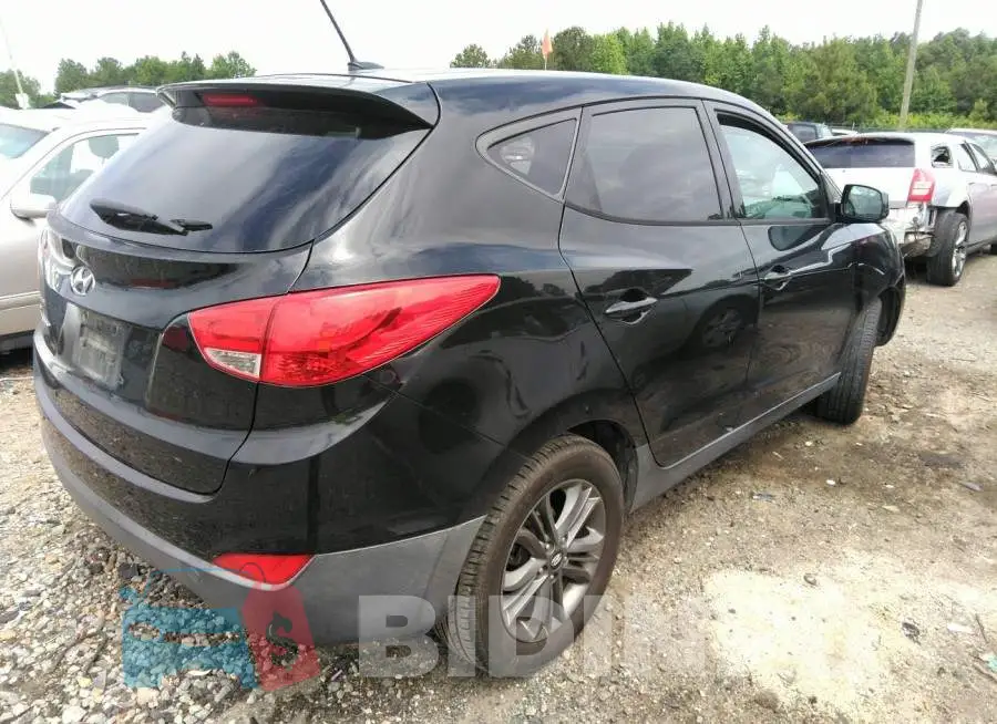 KM8JT3AF5FU108093 Photo# 4