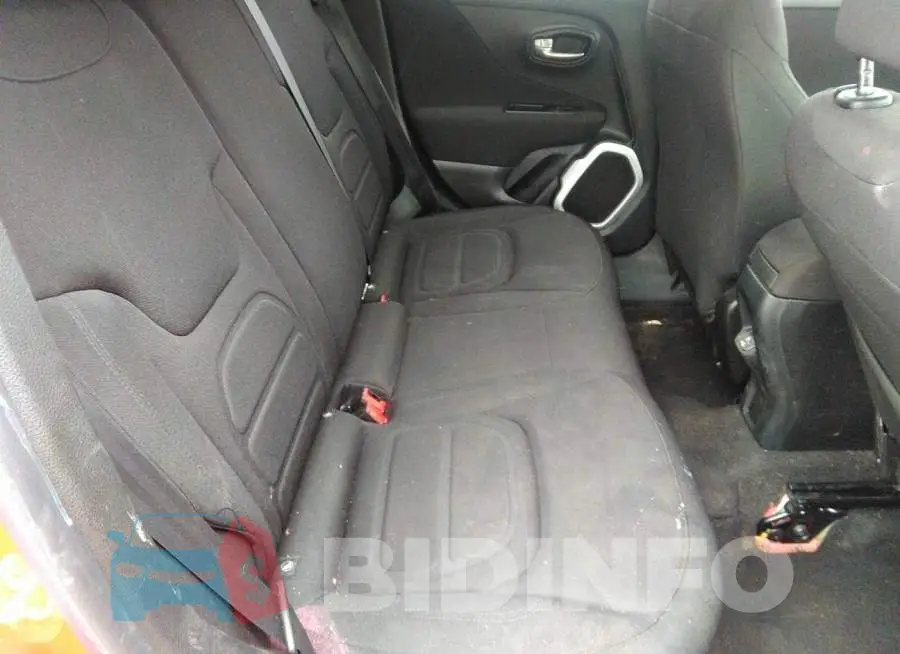 ZACCJBBB4JPJ33132 Photo# 8