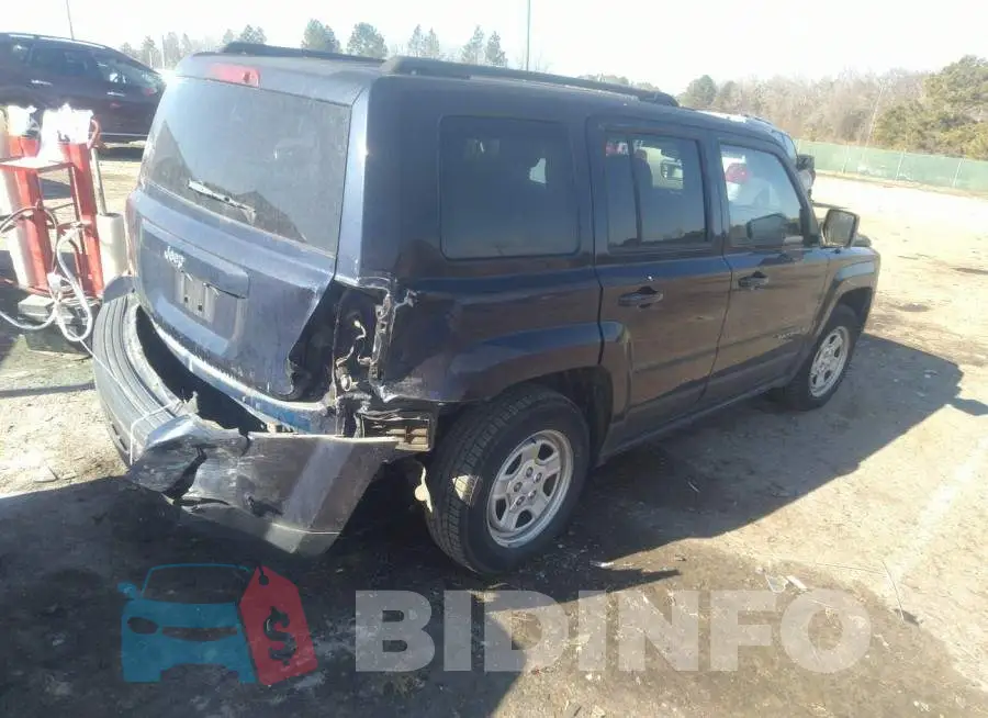1C4NJPBB8FD328312 Photo# 4