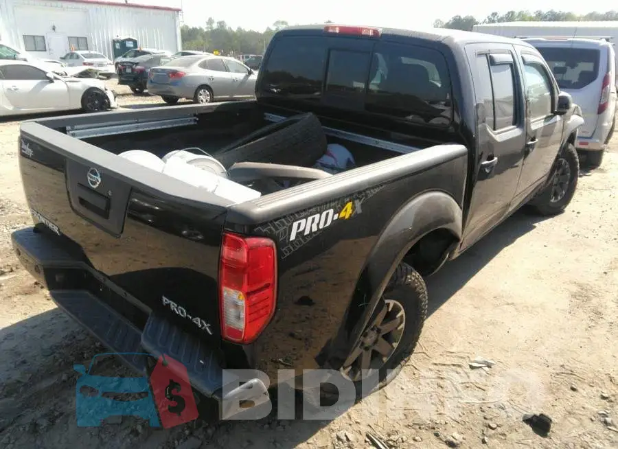 1N6AD0EV9JN737955 Photo# 4