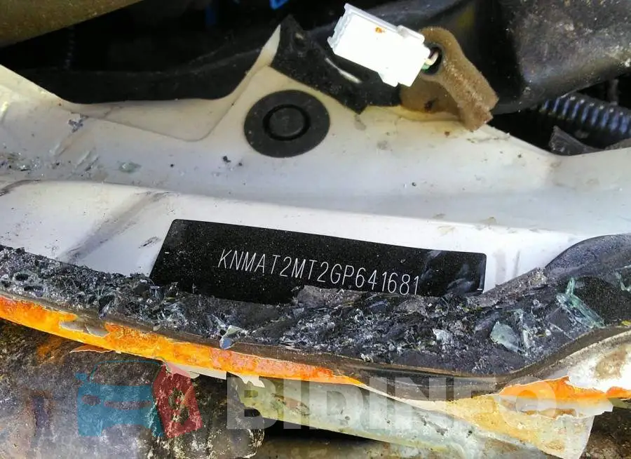 KNMAT2MT2GP641681 Photo# 9