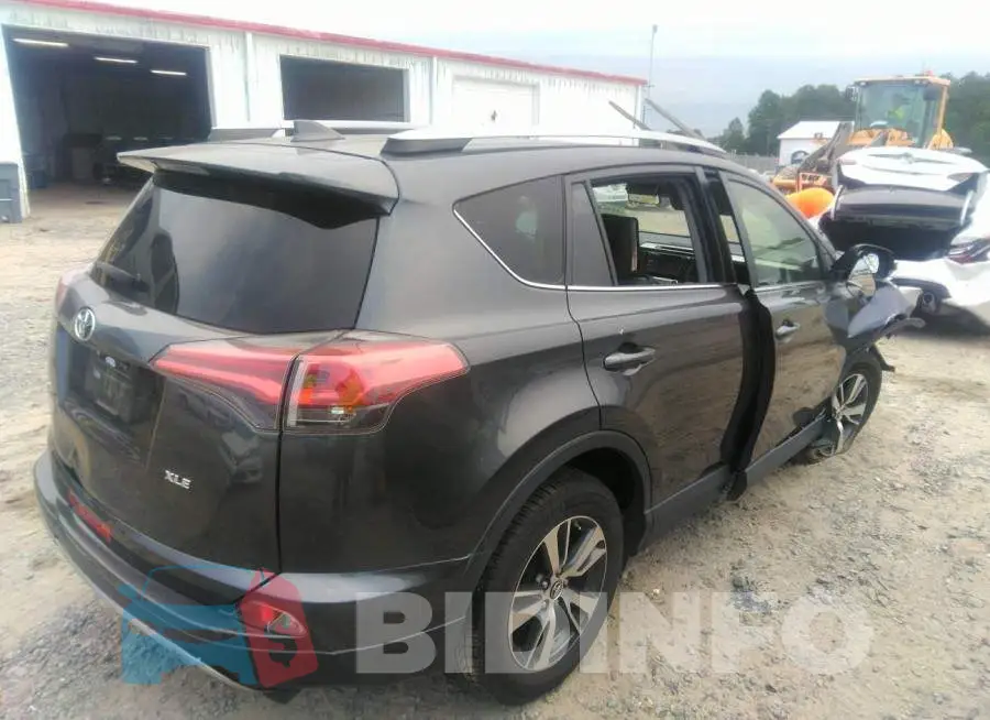 JTMWFREV0JJ739429 Photo# 4