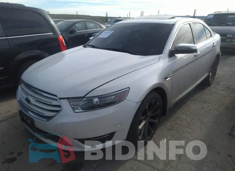 1FAHP2J87GG125518 Photo# 2