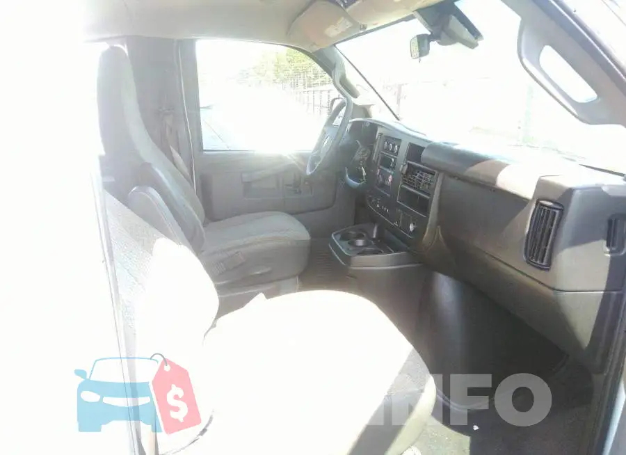 1GAZGPFGXL1183558 Photo# 5