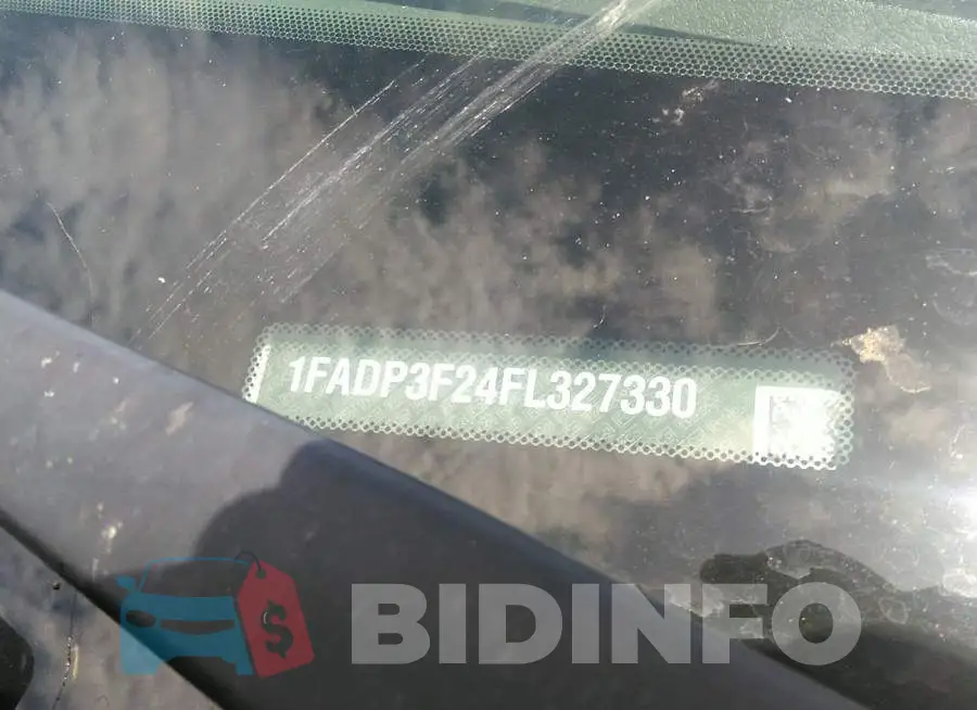 1FADP3F24FL327330 Photo# 9