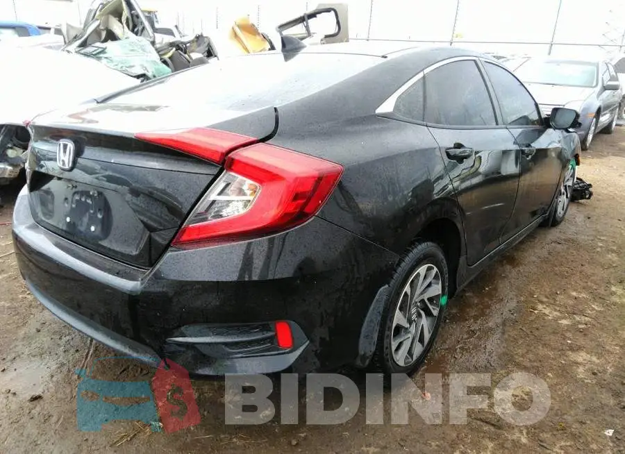 19XFC2F77HE075380 Photo# 4