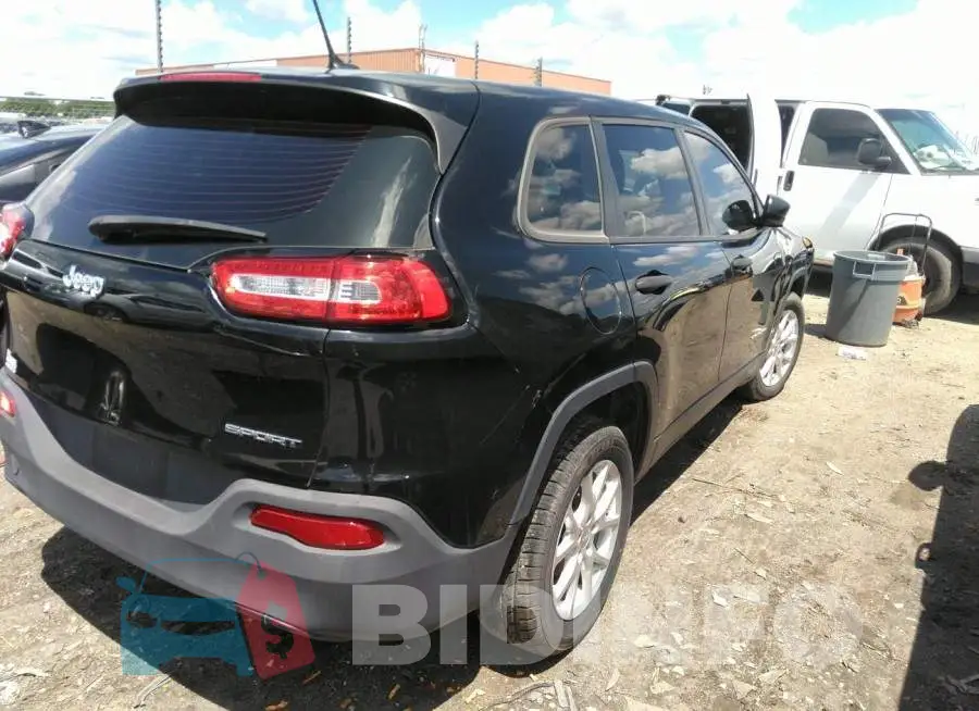 1C4PJLABXHD232025 Photo# 4