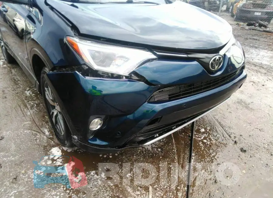 JTMWFREV6HD094522 Photo# 6