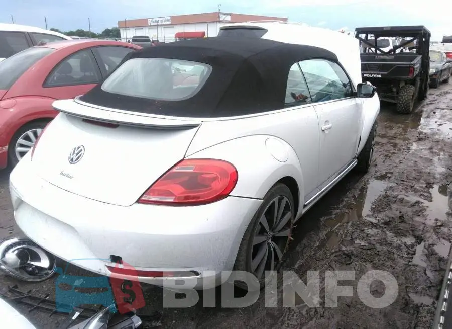 3VW7S7AT5FM818059 Photo# 4