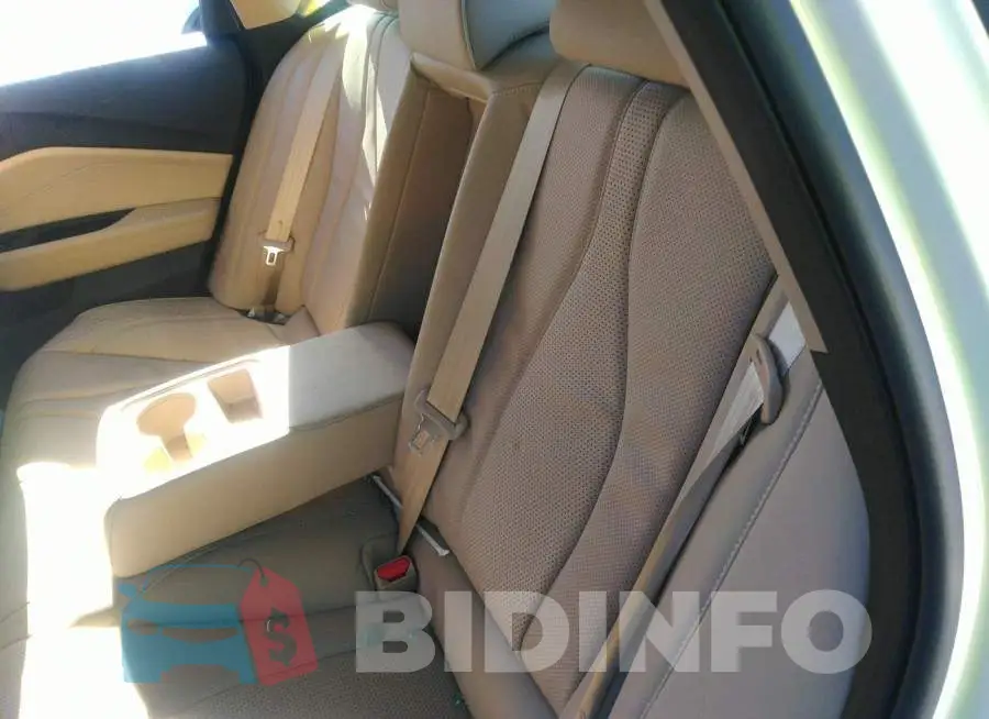 19UUB5F62MA001270 Photo# 8