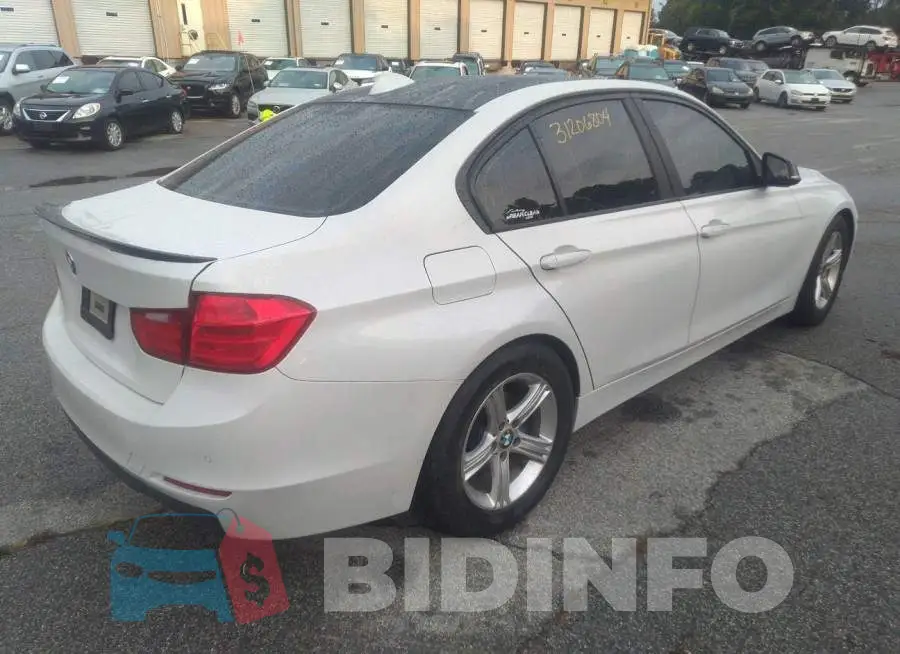 WBA3B3G55FNT68600 Photo# 4