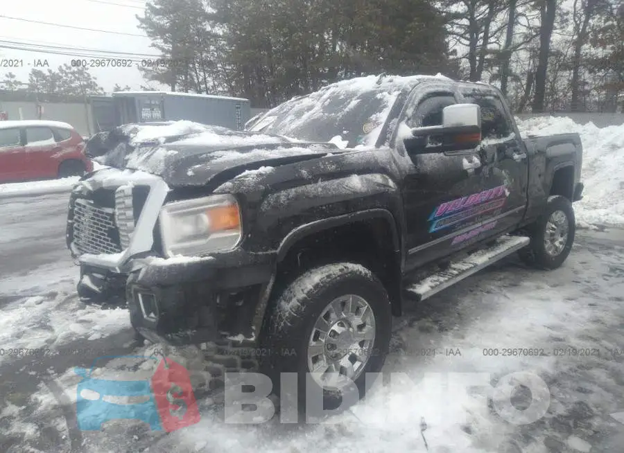 1GT12UEG6GF173718 Photo# 2