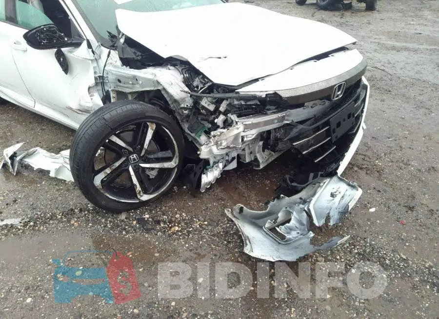 1HGCV2F37MA029489 Photo# 6