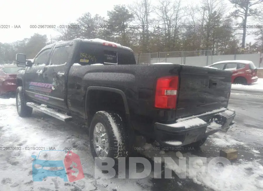 1GT12UEG6GF173718 Photo# 3