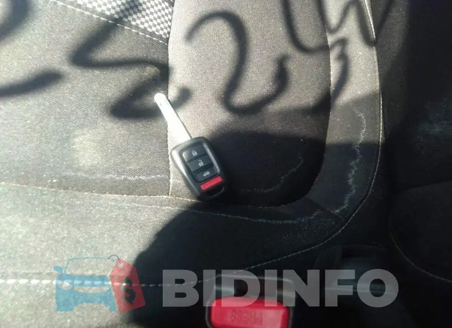 2HGFC4B68KH305255 Photo# 11