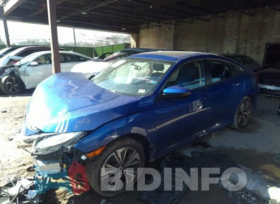 19XFC1F33HE204058 Photo# 2