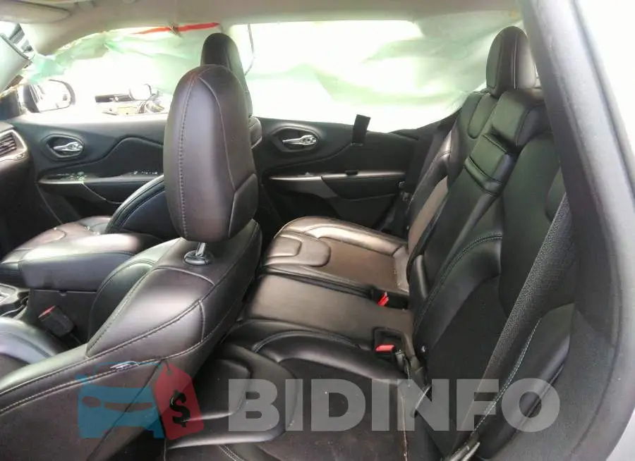 1C4PJMLB9KD177447 Photo# 8