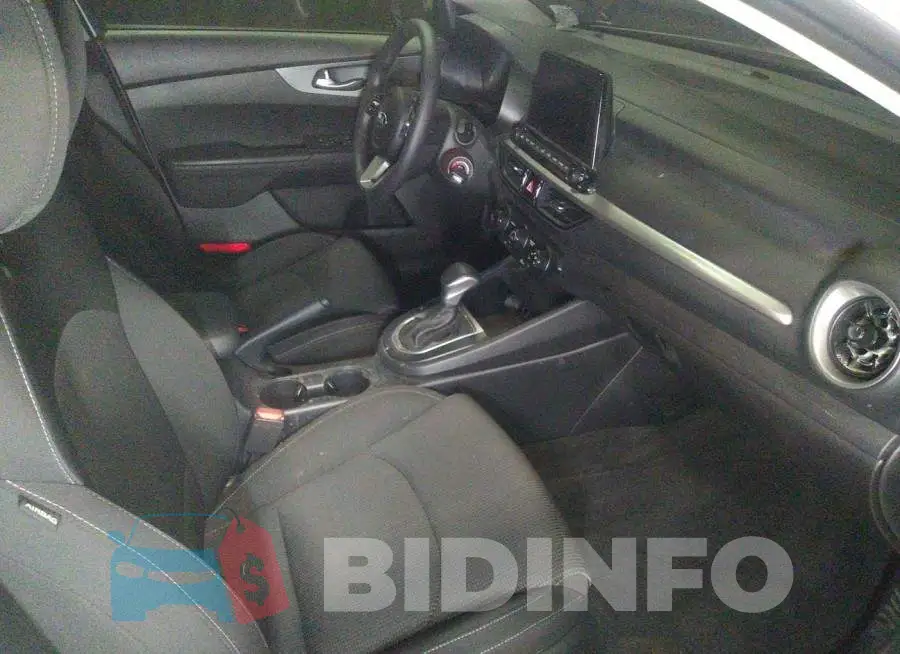 3KPF24AD8ME401189 Photo# 5
