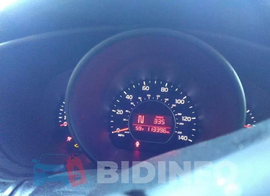 KNDJN2A26F7113775 Photo# 7