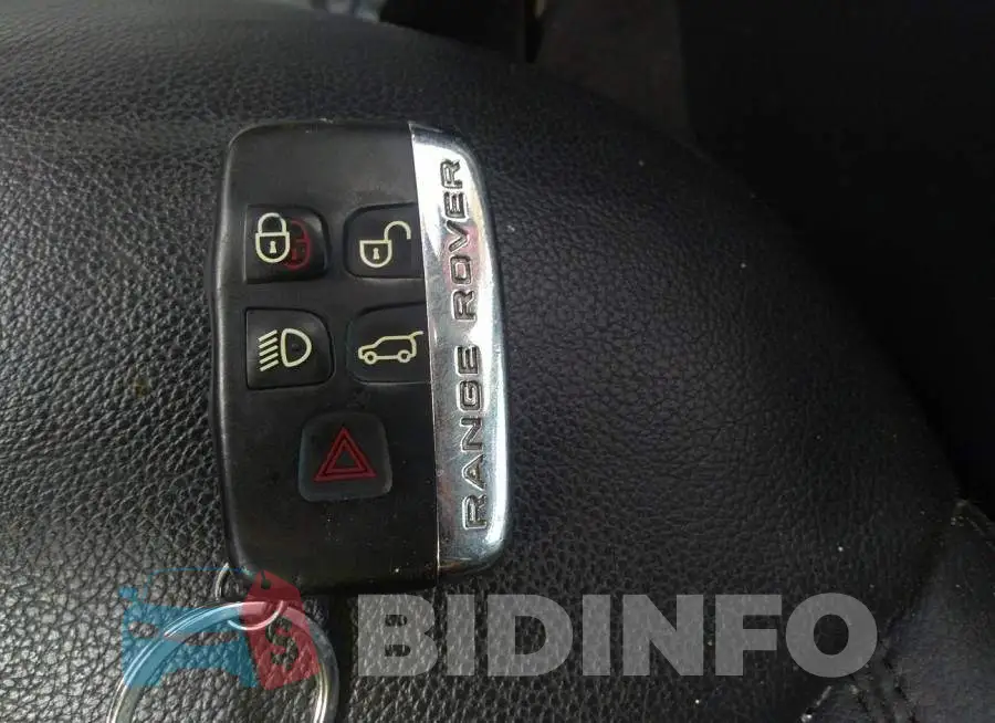 SALVP2RX8JH324161 Photo# 11