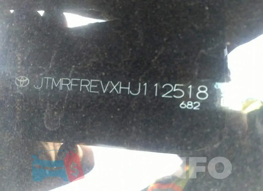 JTMRFREVXHJ112518 Photo# 9