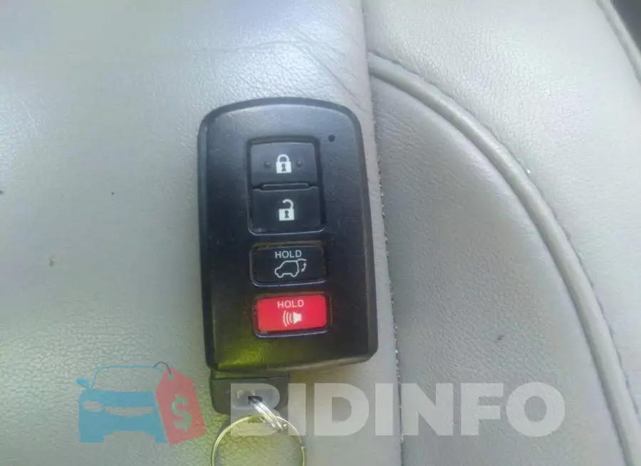 5TDJKRFH4GS226064 Photo# 11