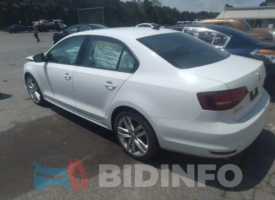 3VWD67AJ7GM403090 Photo# 3