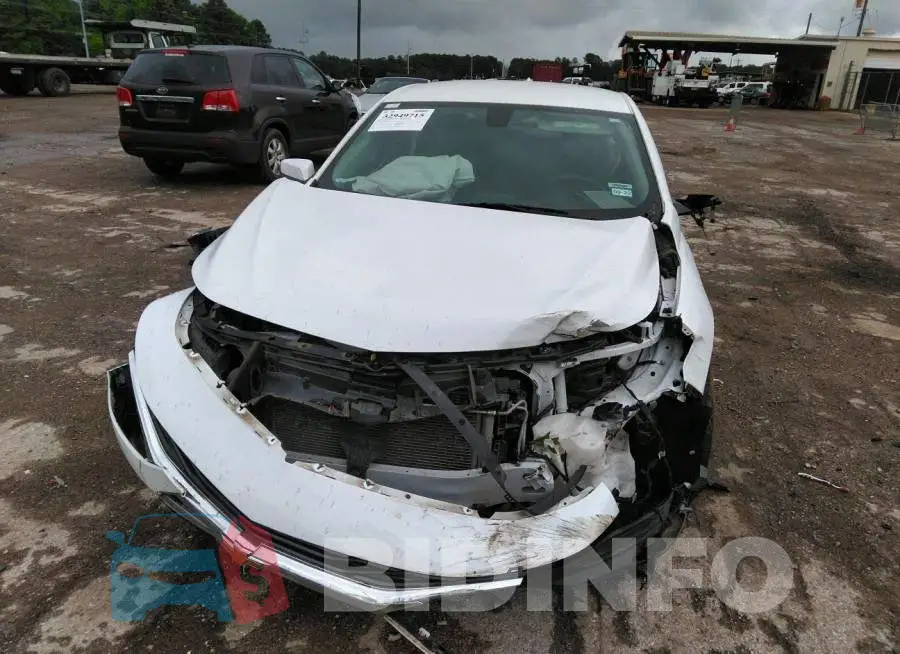 1G1ZD5ST8LF003125 Photo# 6