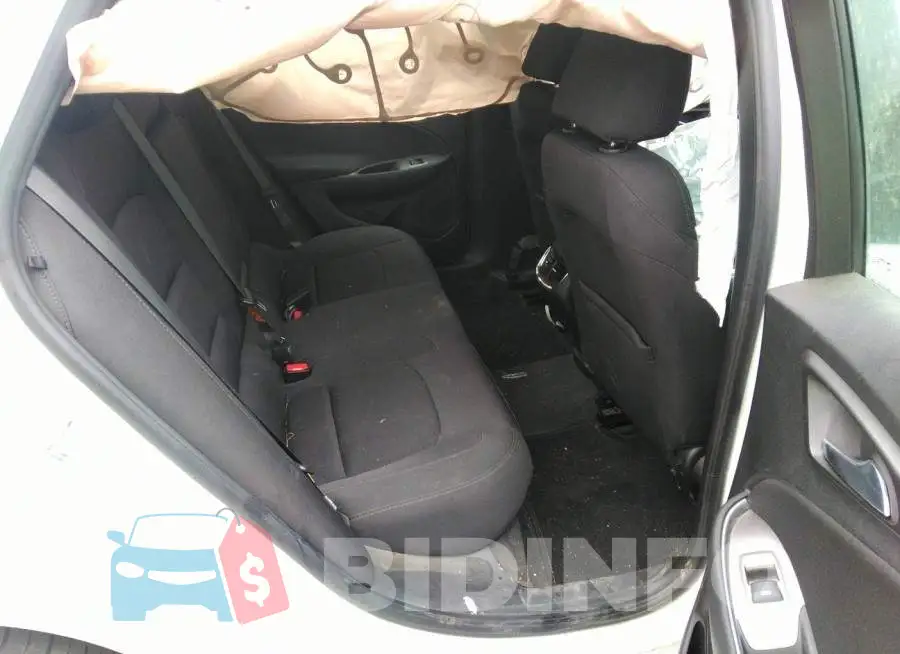 1G1ZD5ST8LF003125 Photo# 8