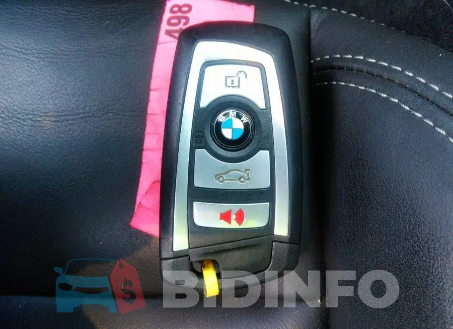 WBS8M9C56J5J78107 Photo# 11