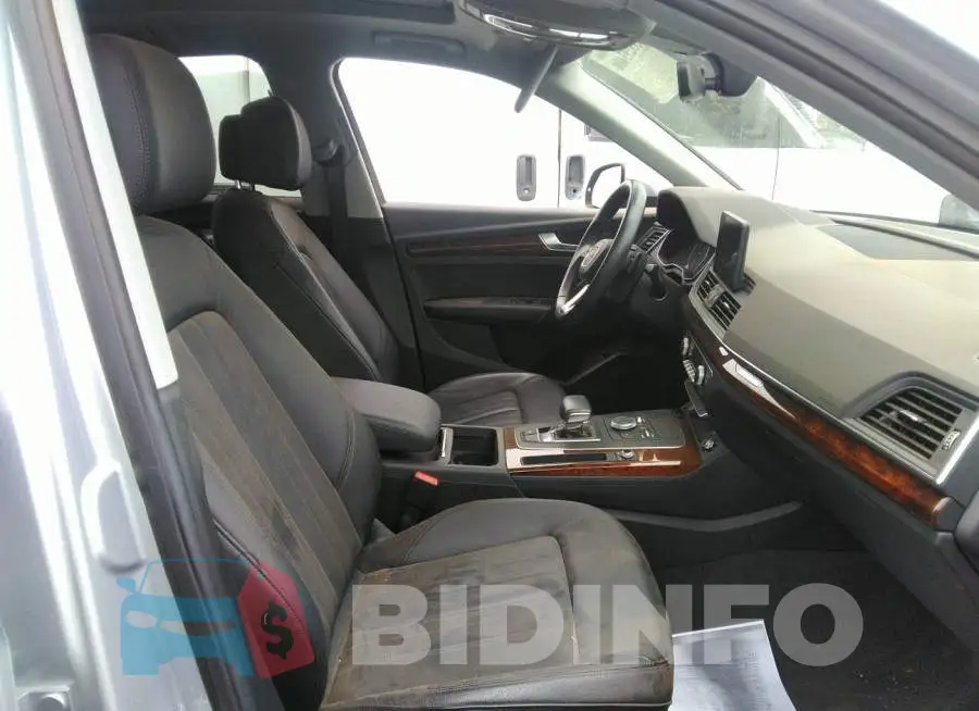 WA1ANAFY2J2097744 Photo# 5