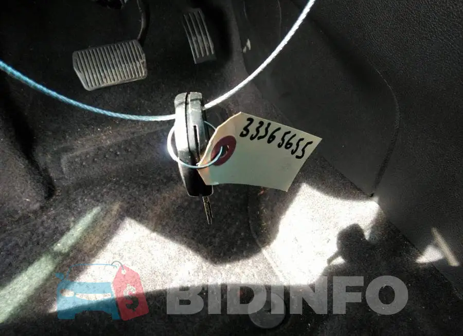 1FADP3E28JL223854 Photo# 11