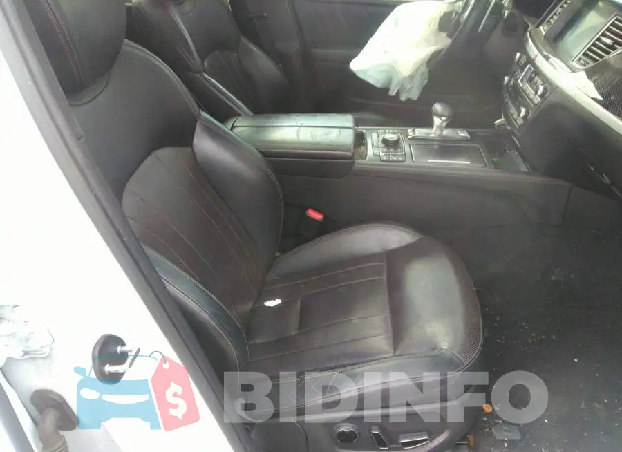KMHGN4JB1JU240963 Photo# 5