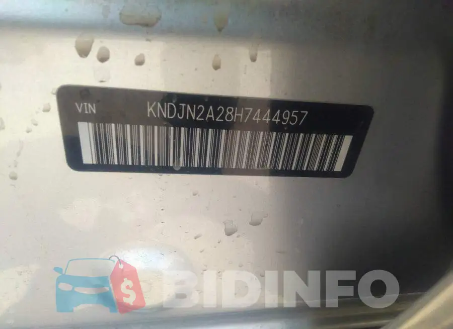 KNDJN2A28H7444957 Photo# 9