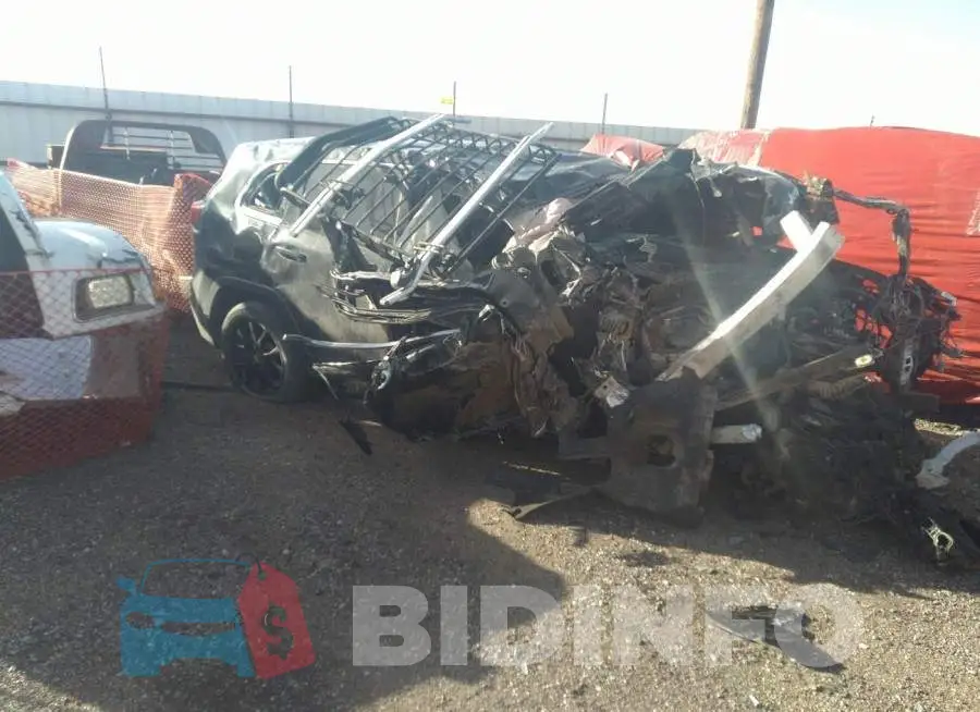 1C4PJLLB5JD590734 Photo# 1