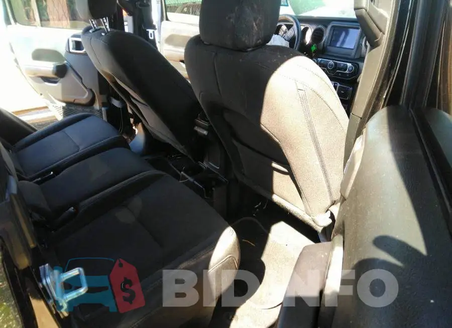 1C6HJTAG2ML526302 Photo# 8