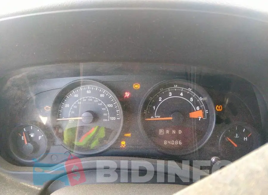 1C4NJDBBXGD501795 Photo# 7