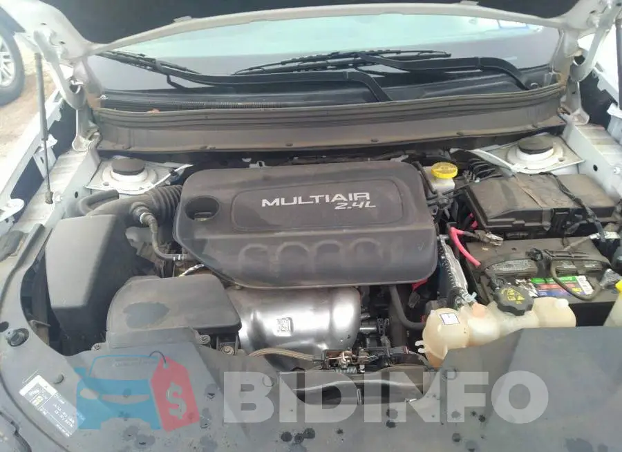 1C4PJLCB8KD148094 Photo# 10