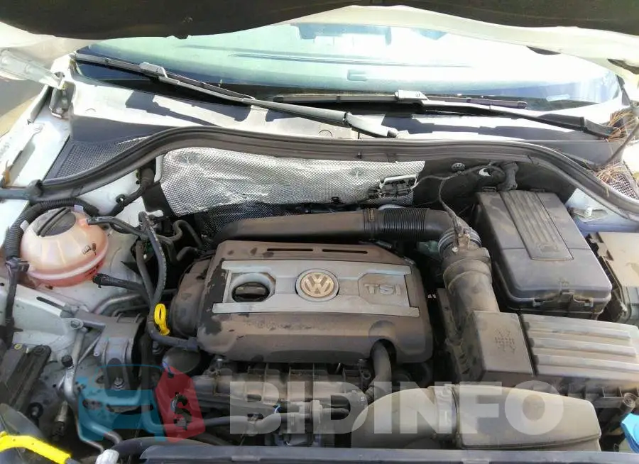 WVGAV7AX2GW590554 Photo# 10
